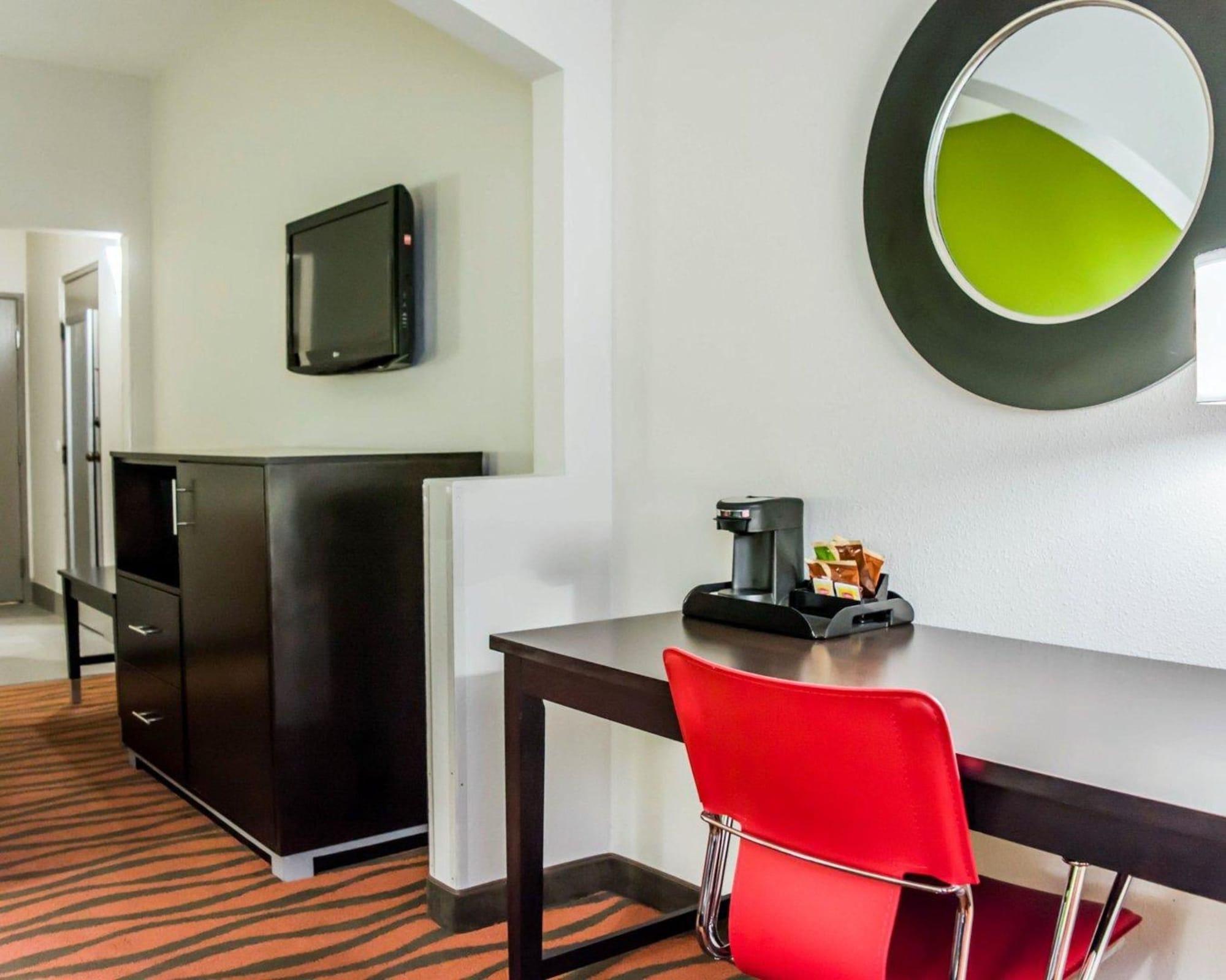 Quality Suites Fort Myers Airport I-75 מראה חיצוני תמונה