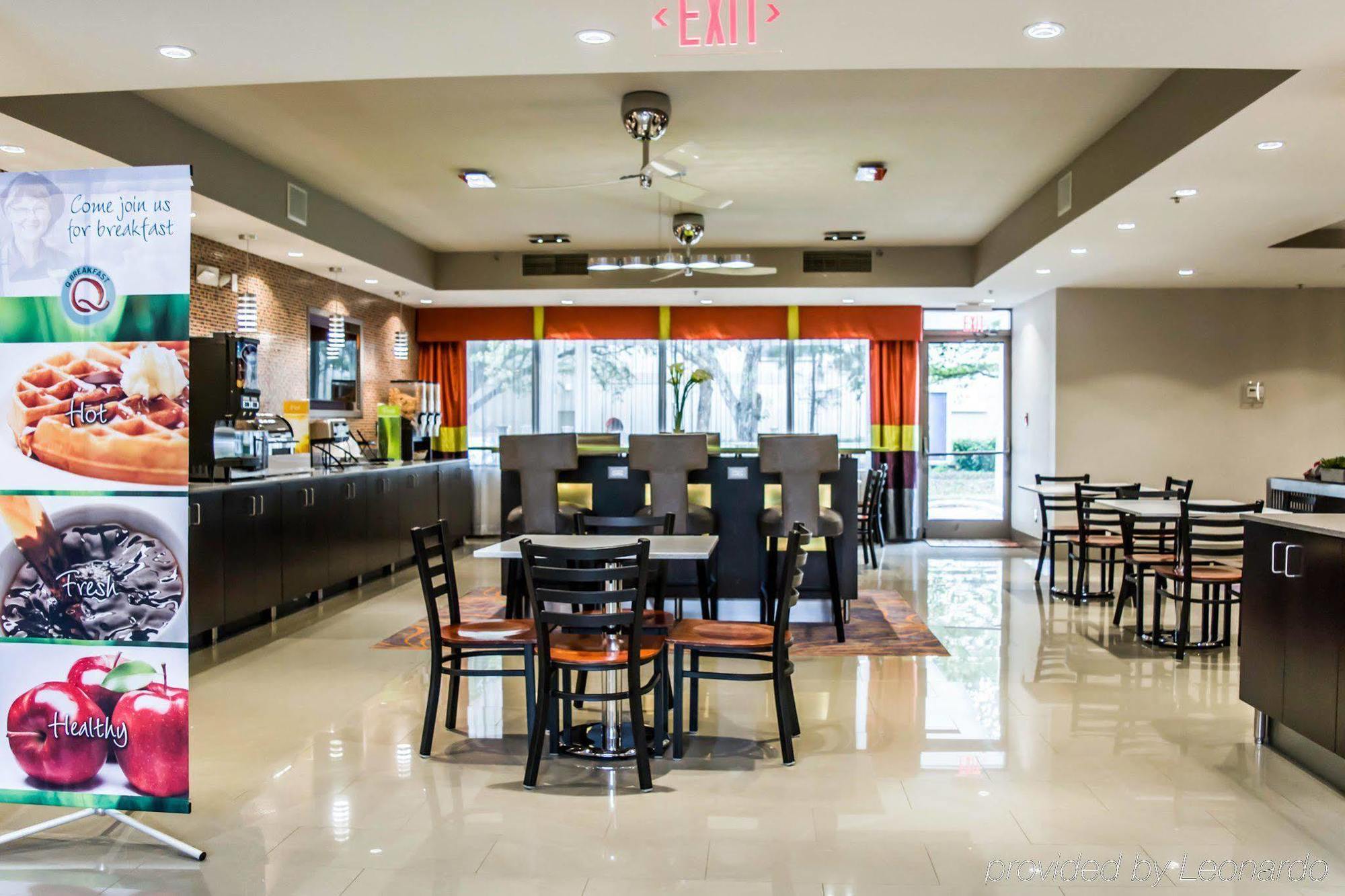 Quality Suites Fort Myers Airport I-75 מראה חיצוני תמונה