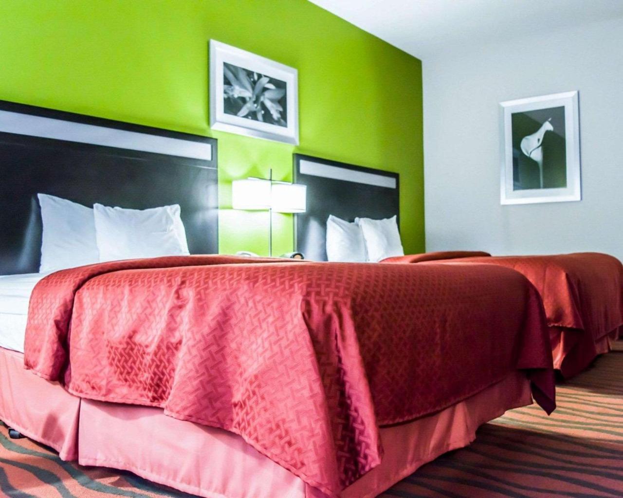 Quality Suites Fort Myers Airport I-75 מראה חיצוני תמונה