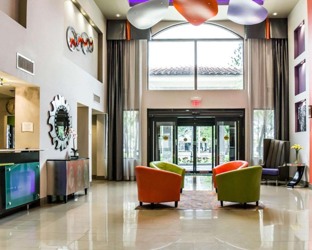 Quality Suites Fort Myers Airport I-75 מראה חיצוני תמונה