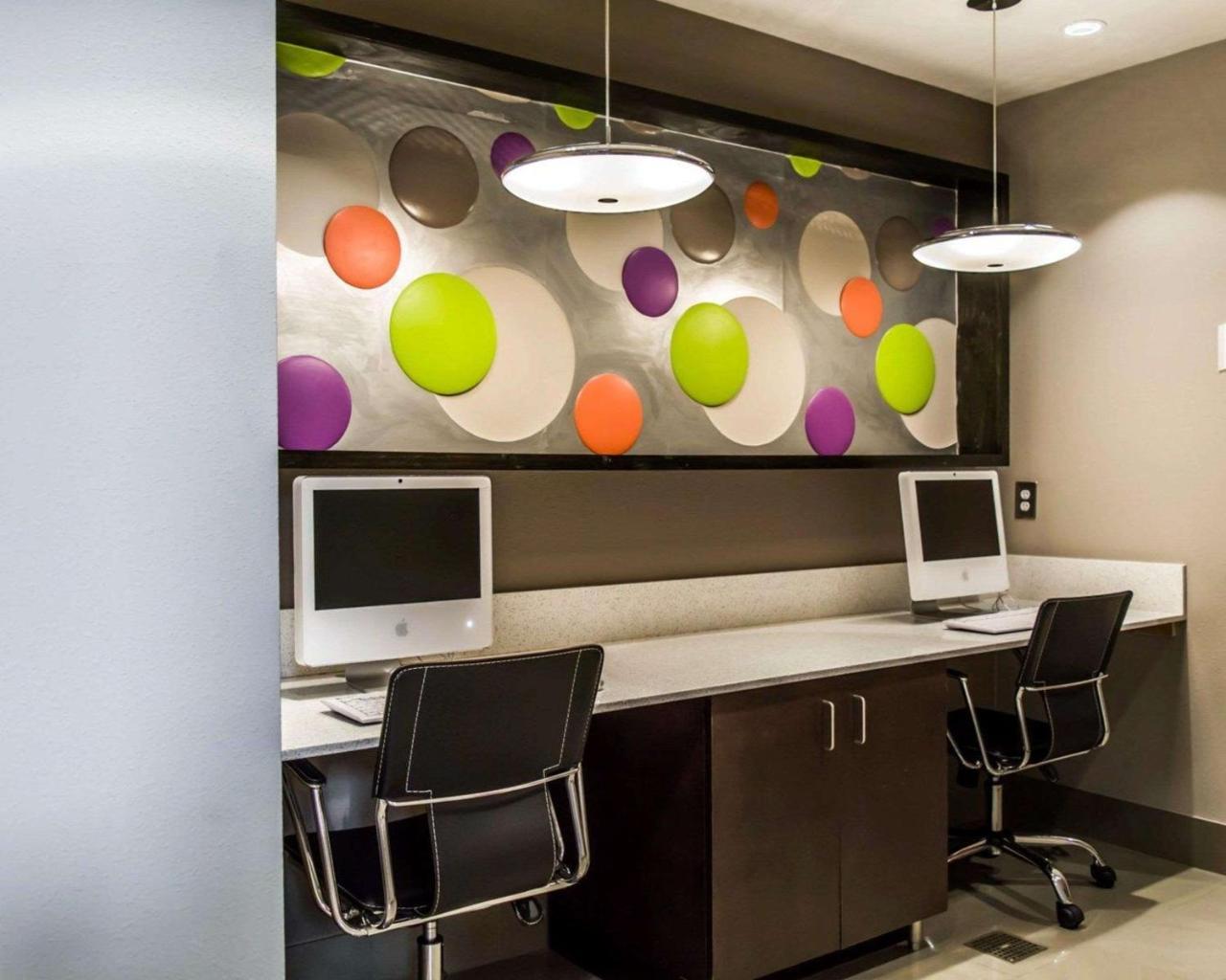 Quality Suites Fort Myers Airport I-75 מראה חיצוני תמונה